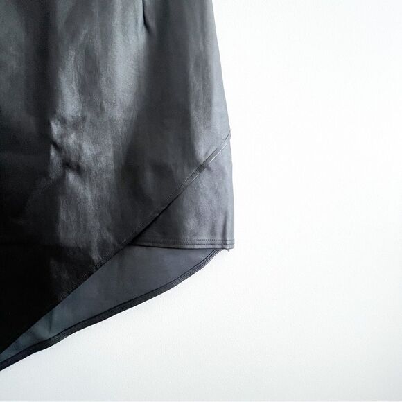 Missguided Slanted Faux Leather Wrap Black Mini Skirt Vegan Women's 6 - Picture 2 of 9